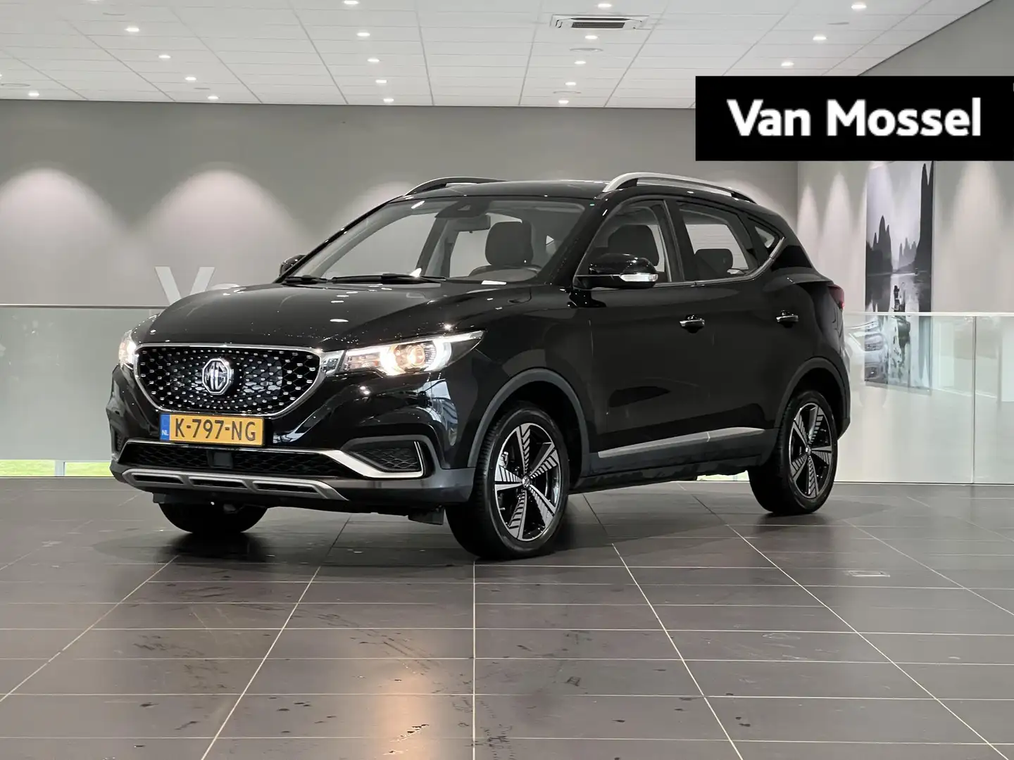 MG ZS EV Luxury 45 kWh | 1e-Eigenaar | Leder | Navi | Pa Noir - 1