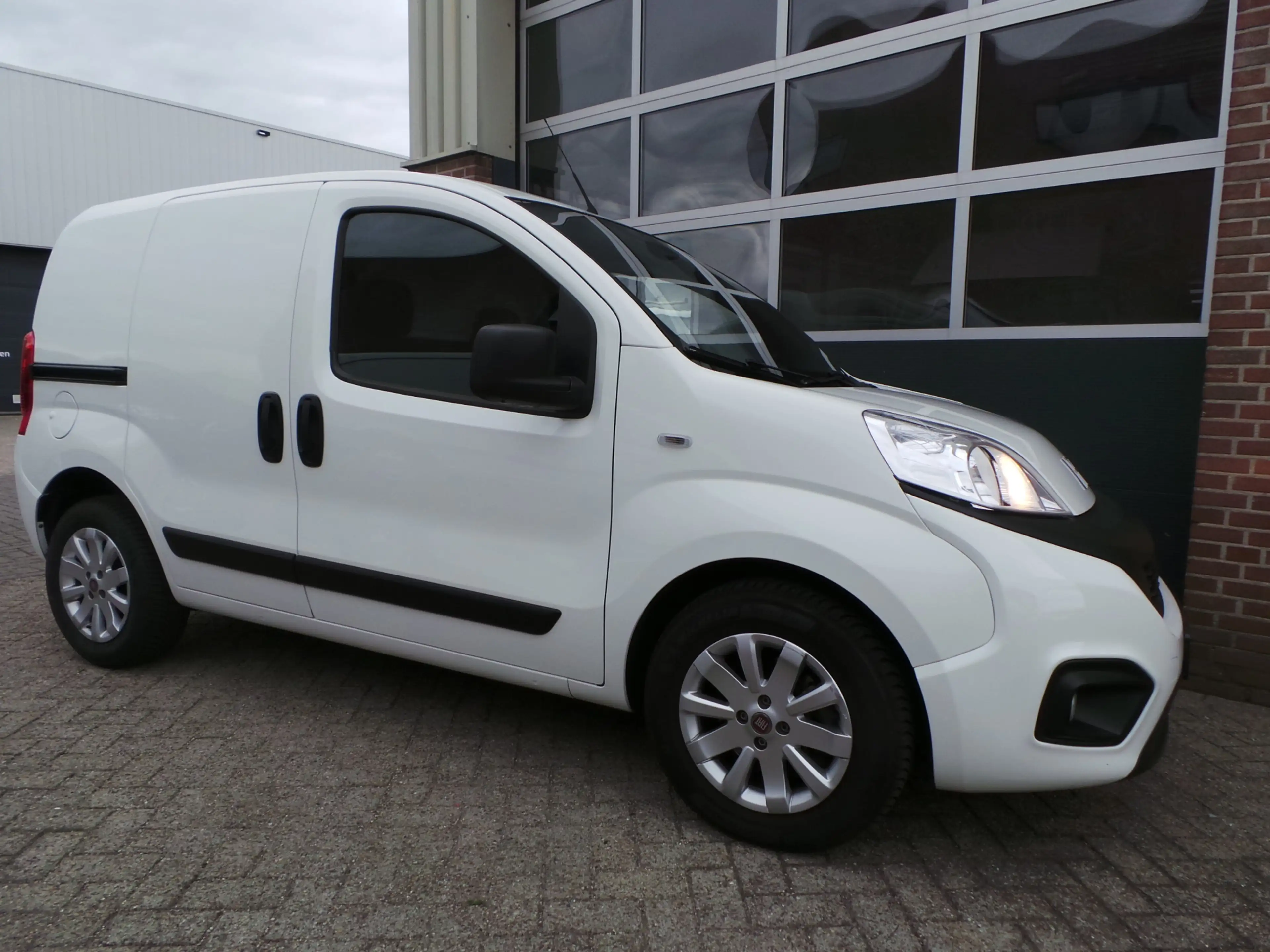 Fiat Fiorino 1.3 MJ 96pk Airco,Navi,Pdc,Lmv,enz Ayrton Senna — photo 5