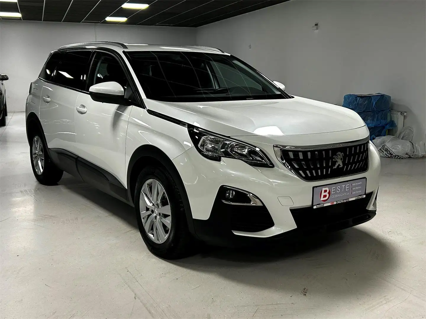 Peugeot 5008 1,5 BHDI 130 S&S EAT8 *Leder* *7-Sitze* Weiß - 1