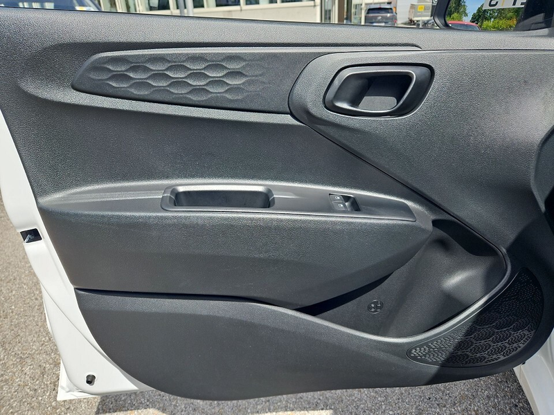 Hyundai i10 Comfort 1,0i Automatik — photo 15