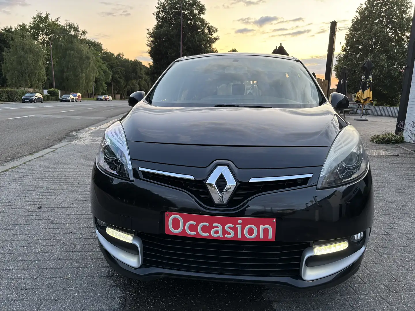 Renault Grand Scenic Energy dCi 110 S Noir - 2
