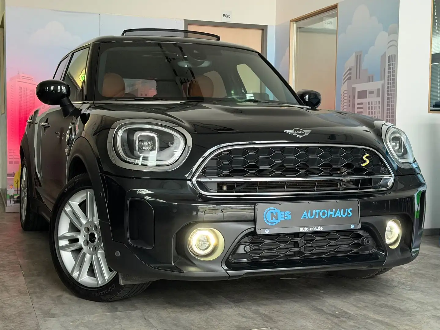 MINI Cooper SE Countryman COUNTRYMAN SE*ALL4*PANO*KAM*HUD*KEY*H/K*18' Schwarz - 2