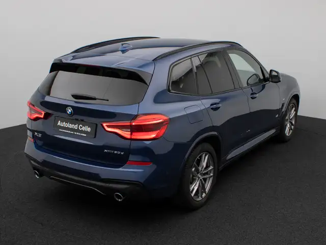 BMW X3 view 7
