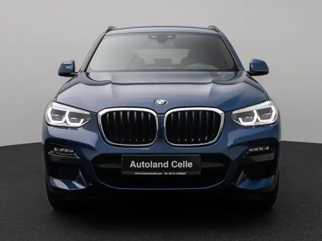 BMW X3 view 2