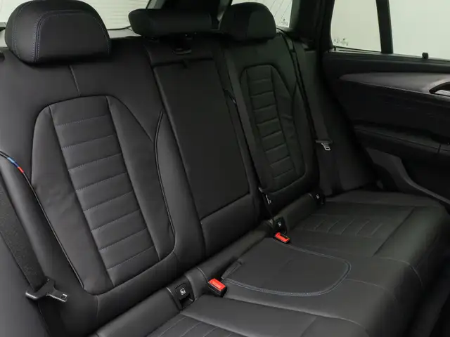 BMW X3 view 28