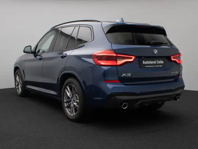 BMW X3 view 9