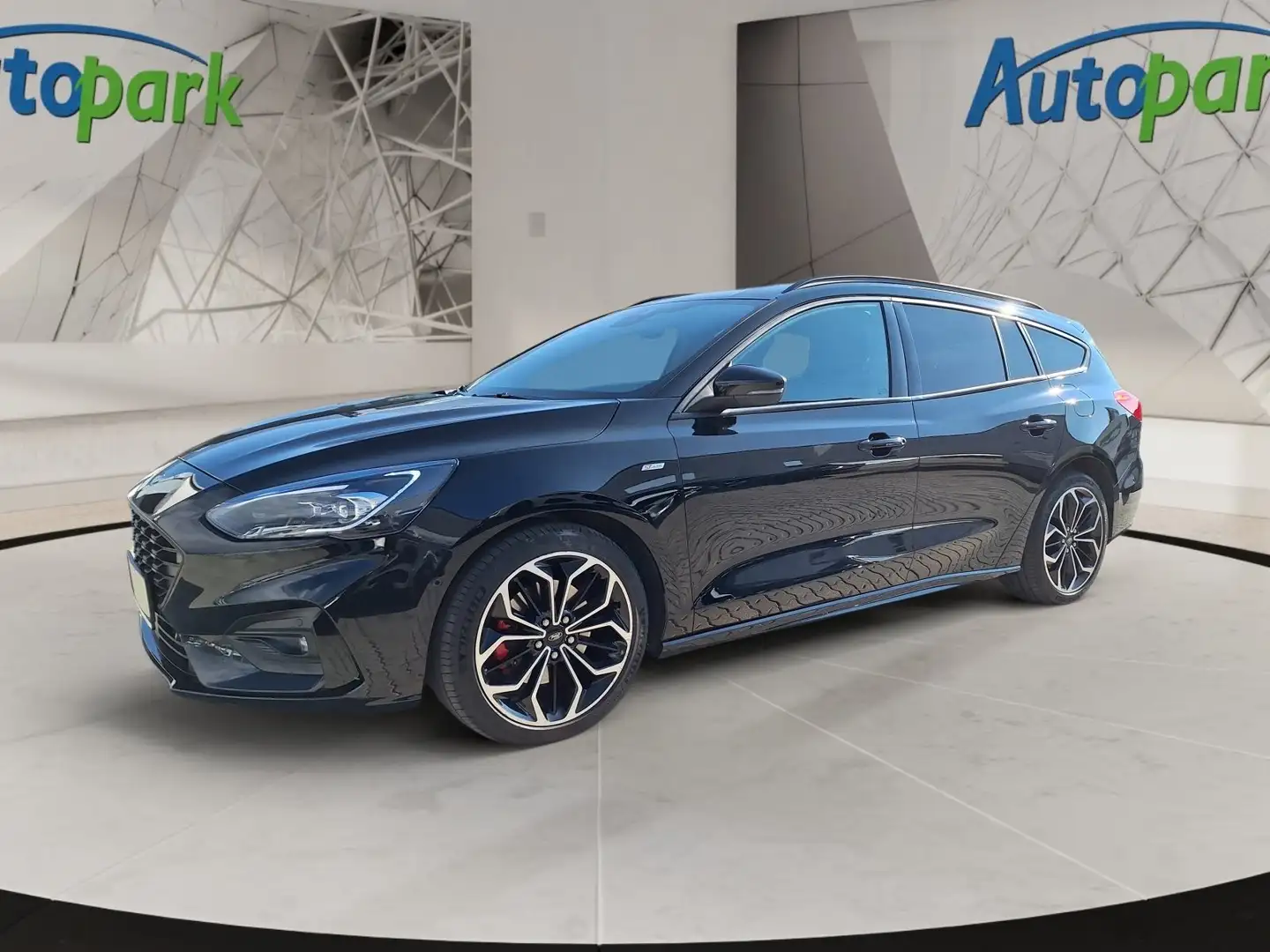 Ford Focus ST-LINE BUSINESS Zwart - 1