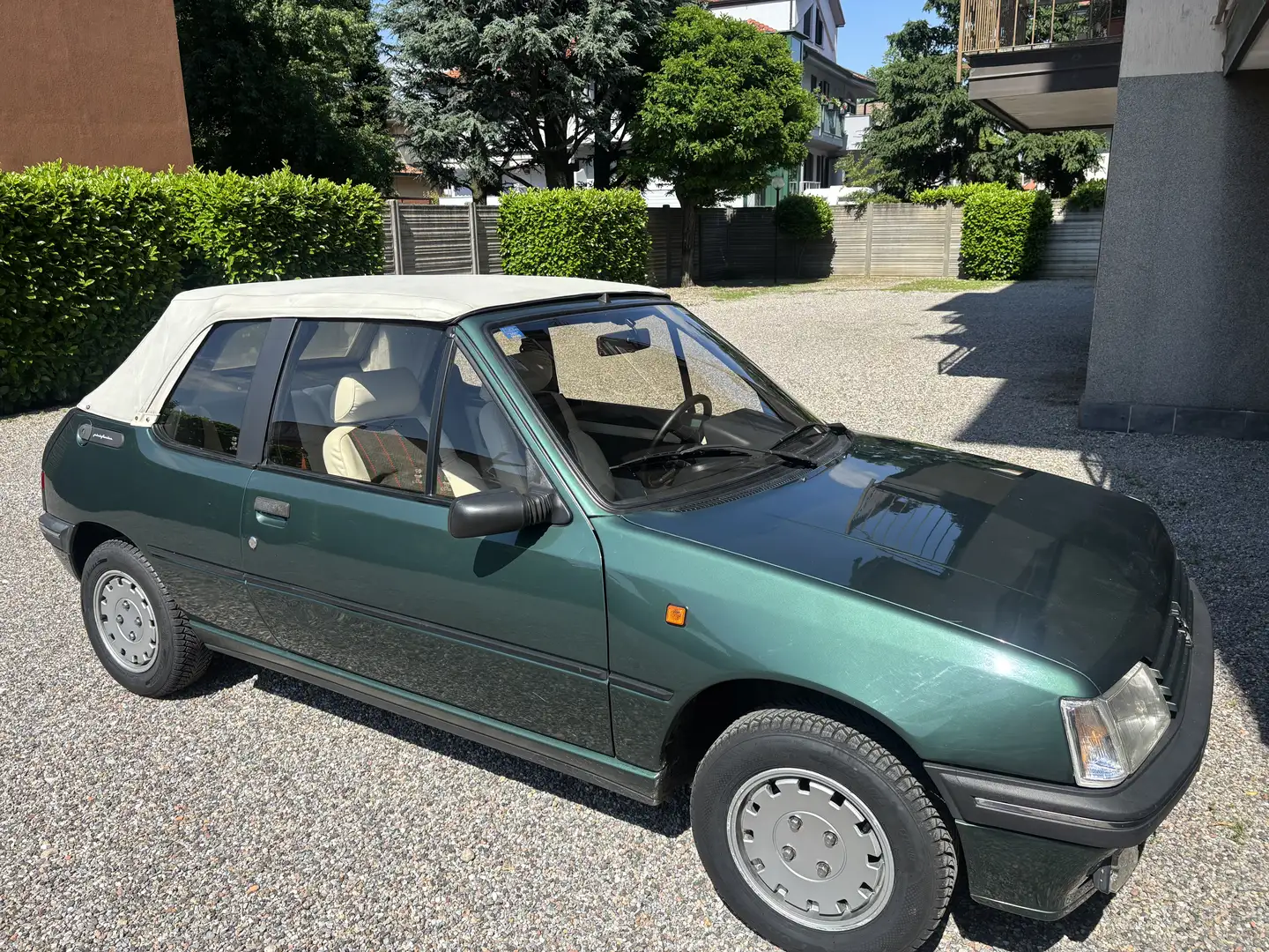 Peugeot 205 Cabrio 1.4 Roland Garros - 2