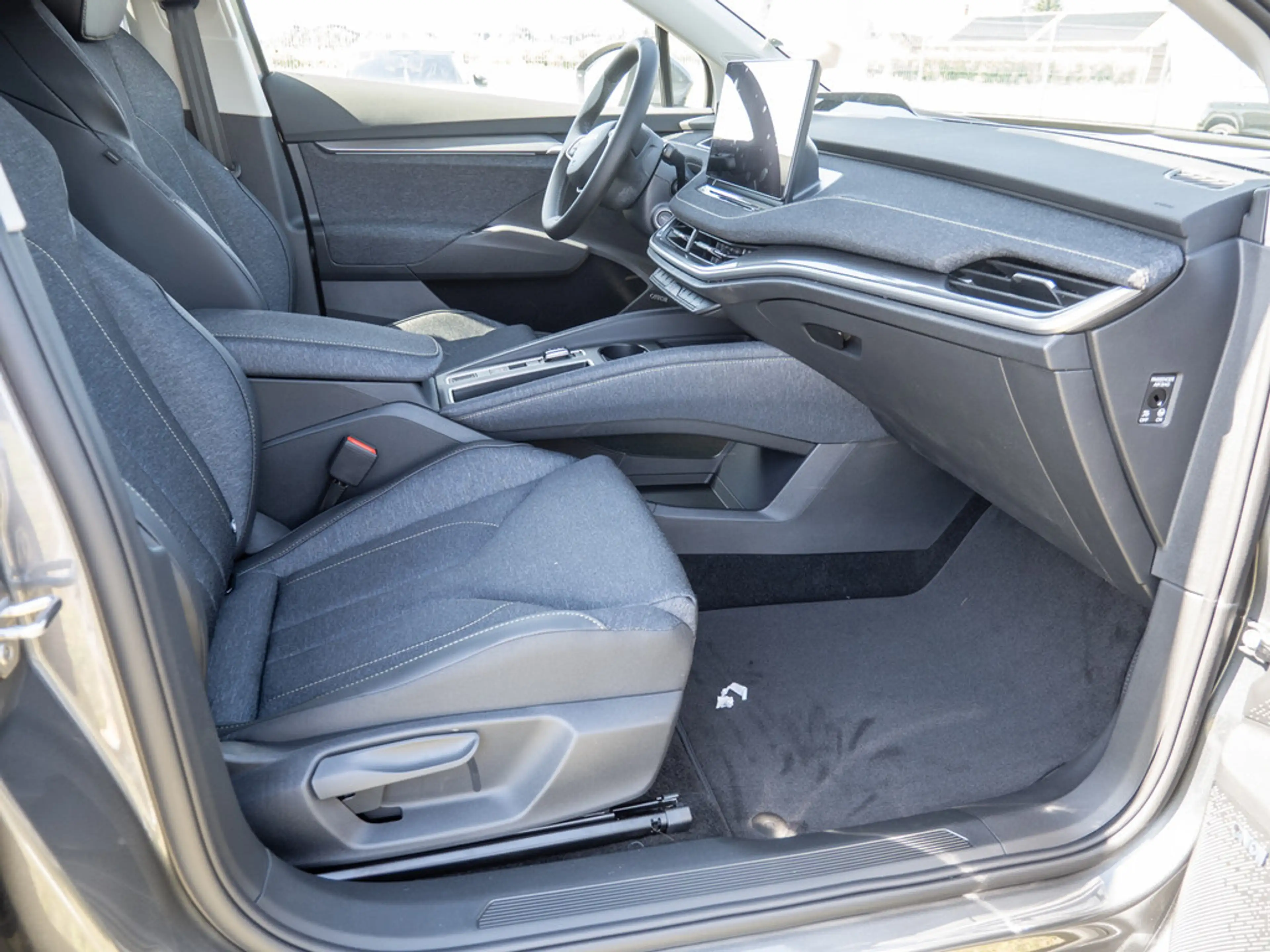 Skoda Elroq 85 Loft — photo 3