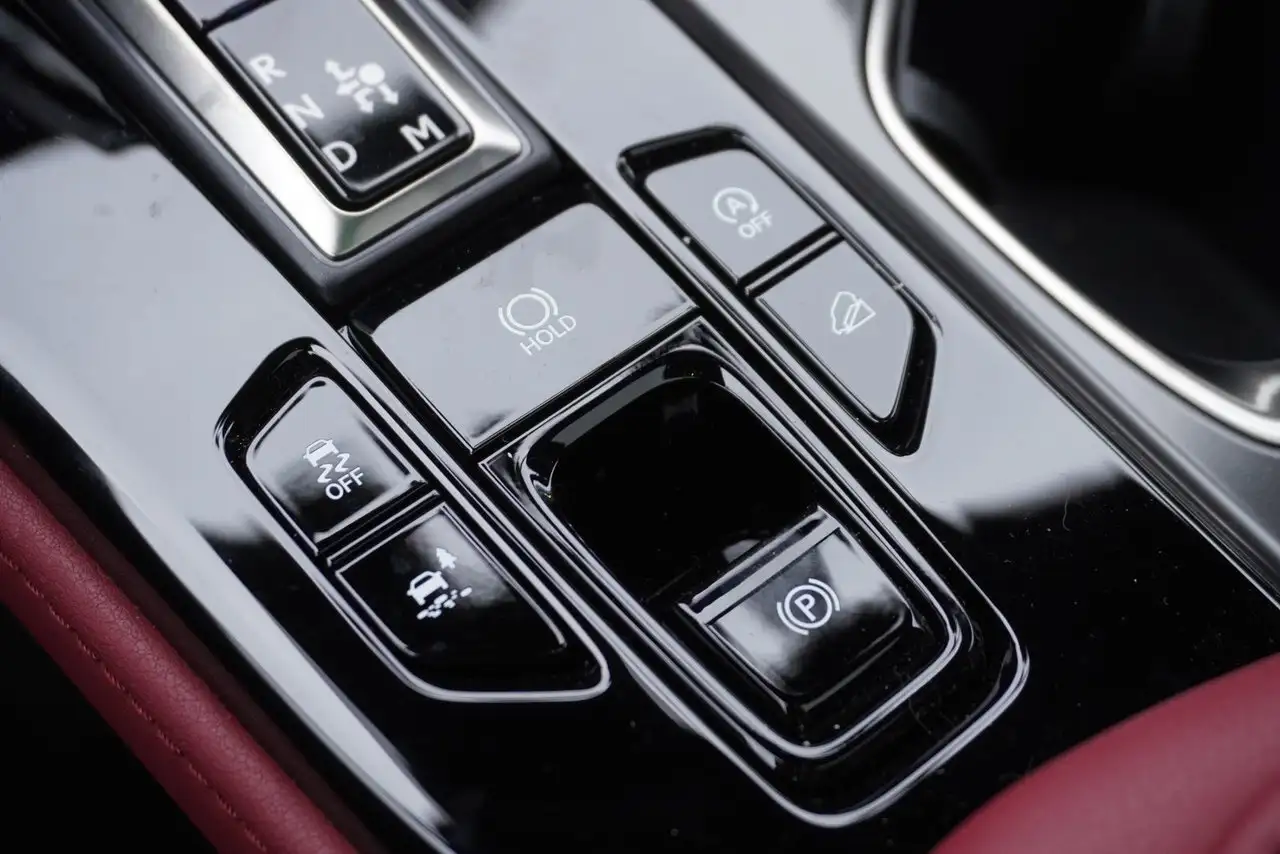 Lexus NX снимка Lexus NX