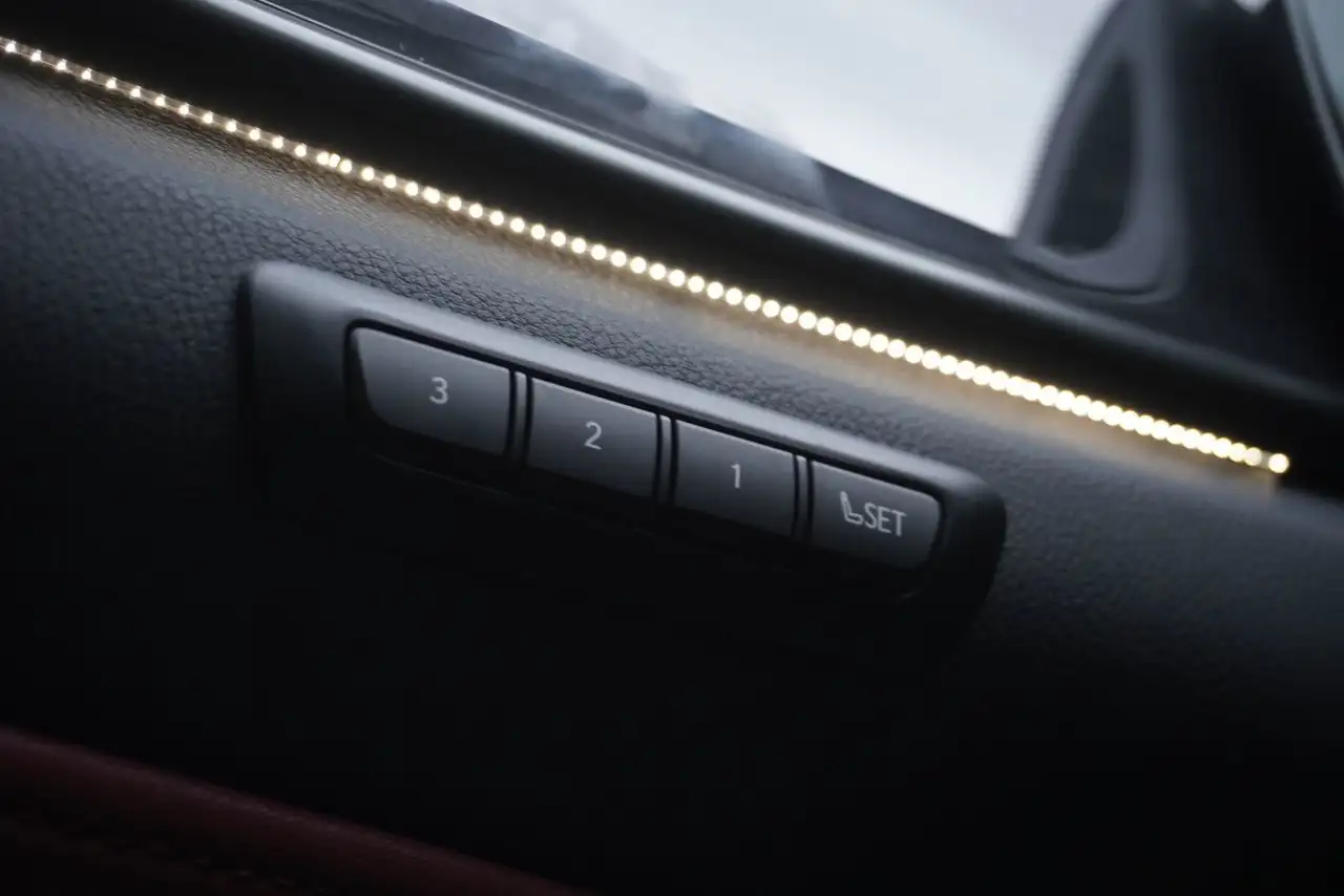 Lexus NX снимка Lexus NX