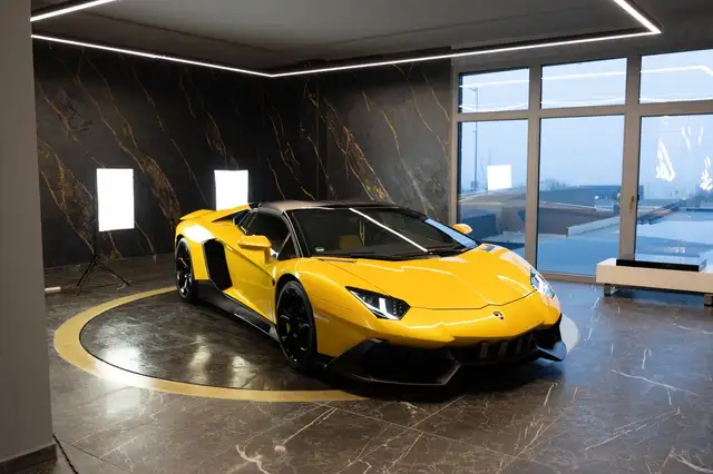 Lamborghini Roadster 50th Anniversary Lift-system