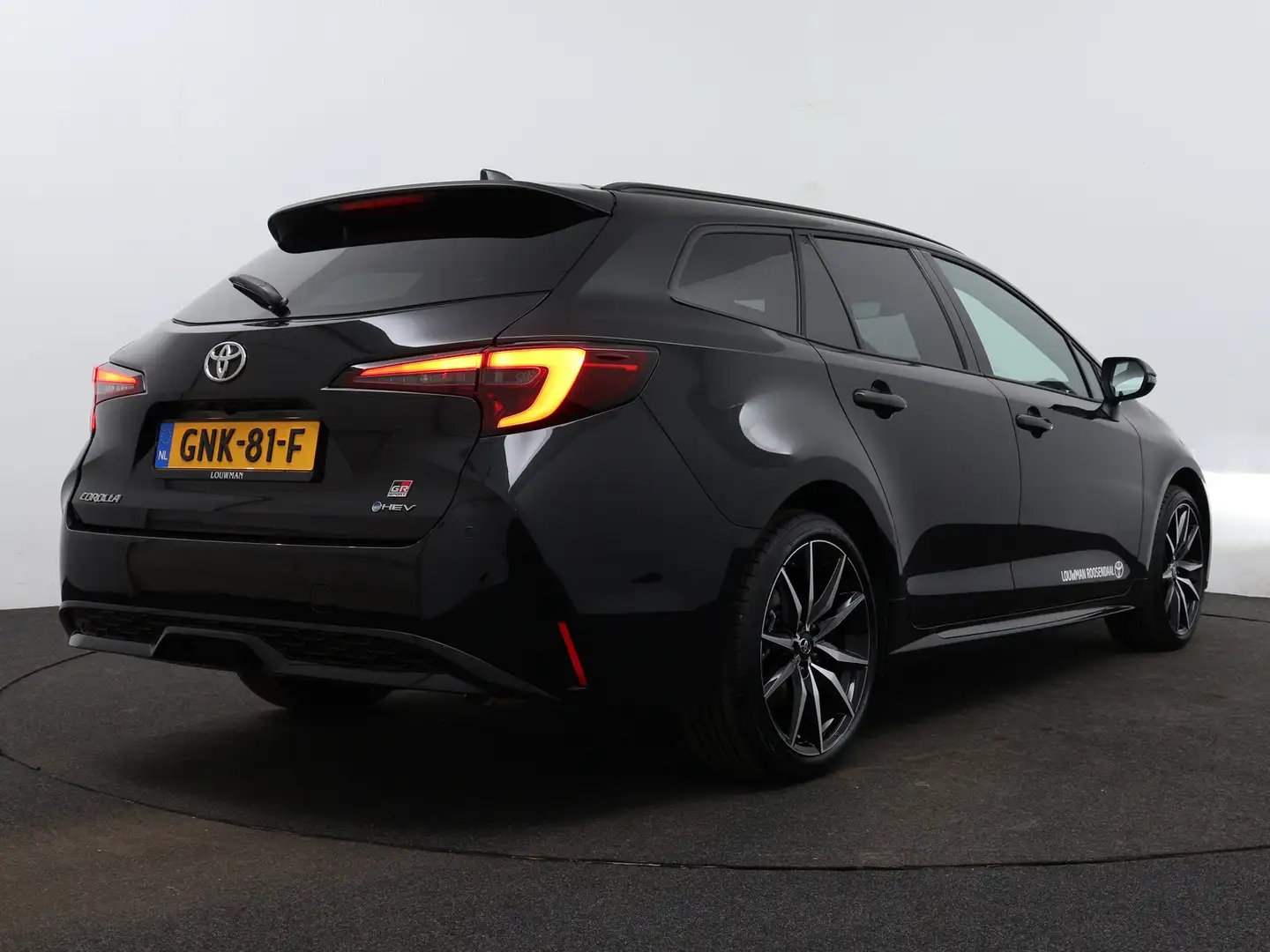 Toyota Corolla Touring Sports Hybrid 140 GR Sport | DEMO | Zwart - 2