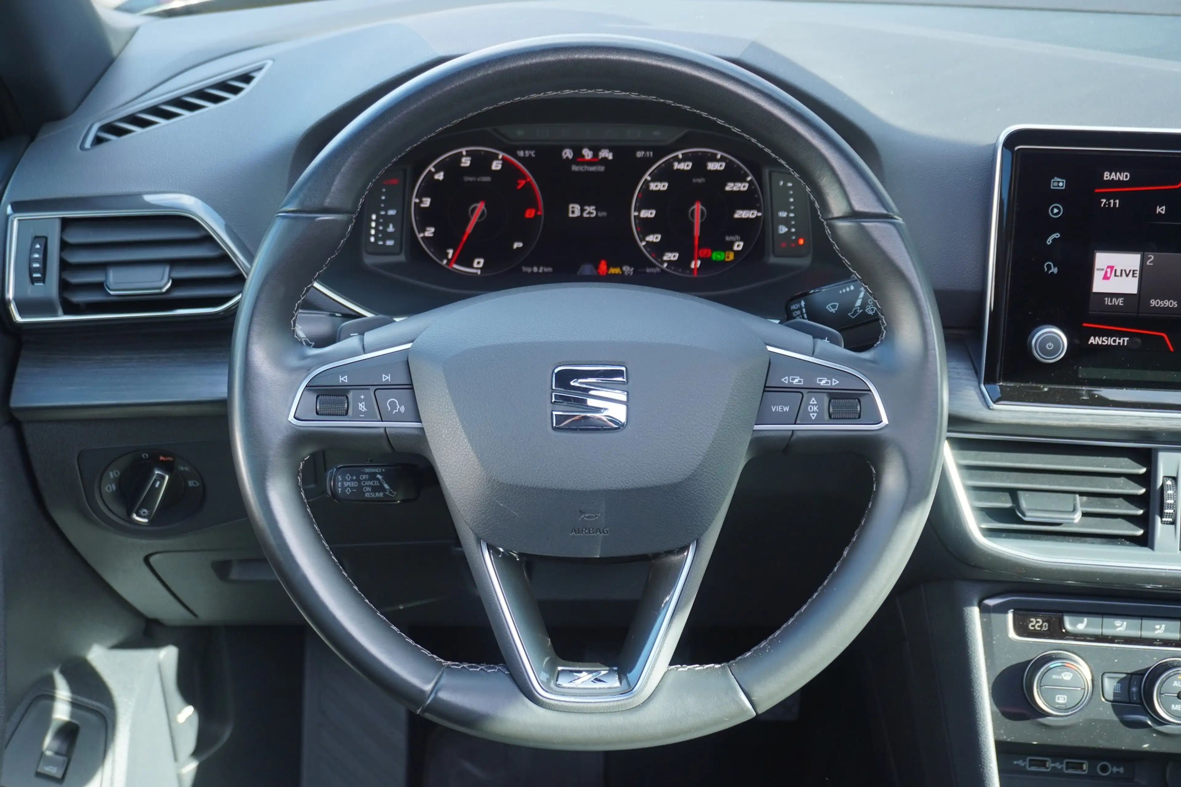 SEAT Tarraco 2.0 TSI Xcellence 4Drive DSG ACC AHK LED — photo 12