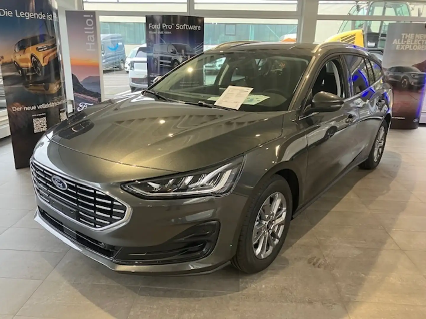 Ford Focus TITANIUM 125PS MHEV Grigio - 1