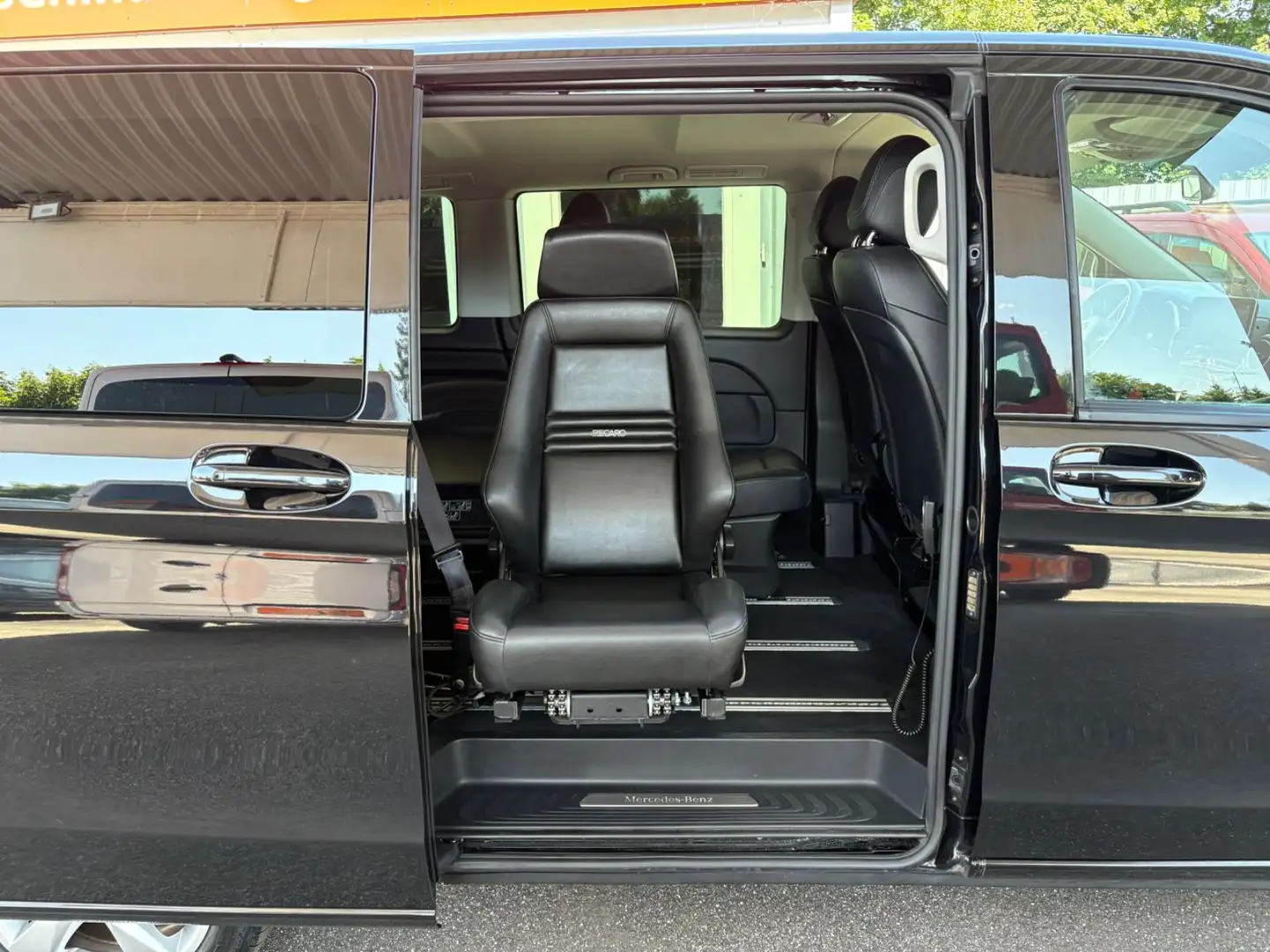 Mercedes-Benz V 220 V Klasse V 220 lang LED Behindertengerecht Schwarz - 2
