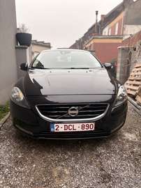 V40 1.6 D2 Base