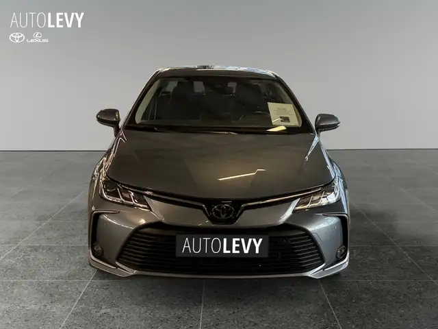 Toyota Corolla view 9
