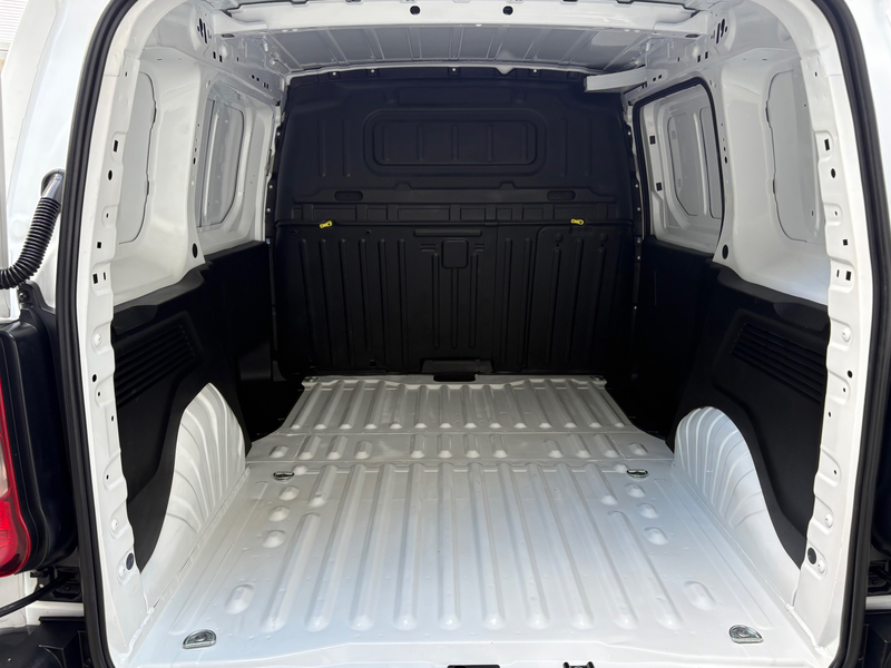Citroen Berlingo 1.2 PureTech Club 110 pk Airco Camera's Navigatie — photo 6