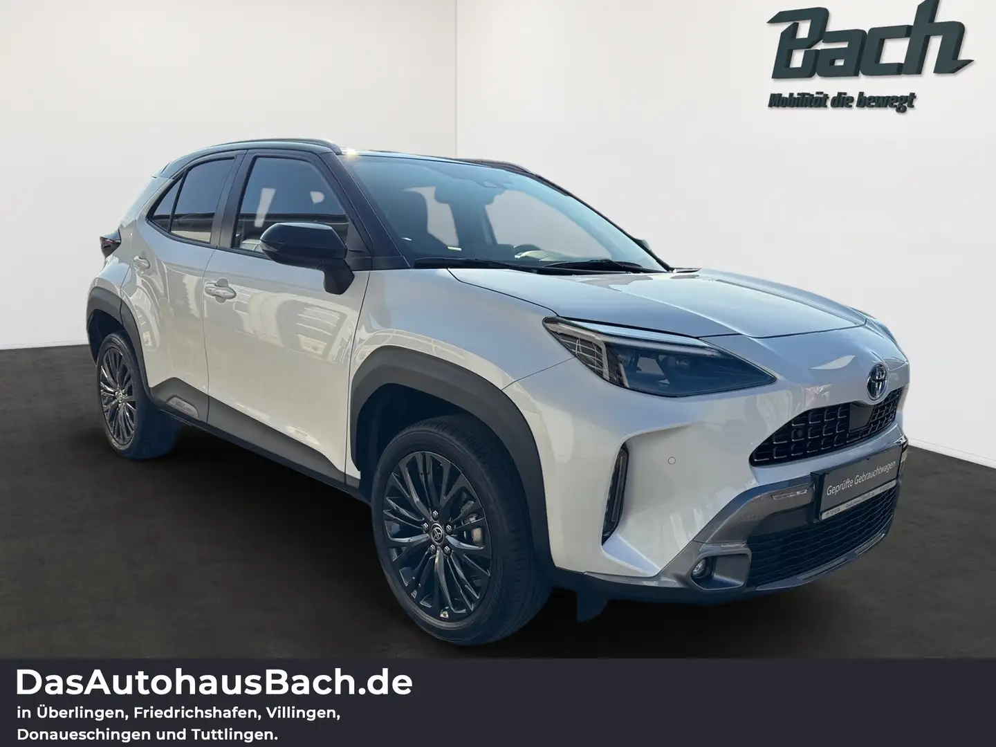 Toyota Yaris Cross 1.5 l Hyb. 4x2 Adventure ACC+LED+SHZ Blanc - 2