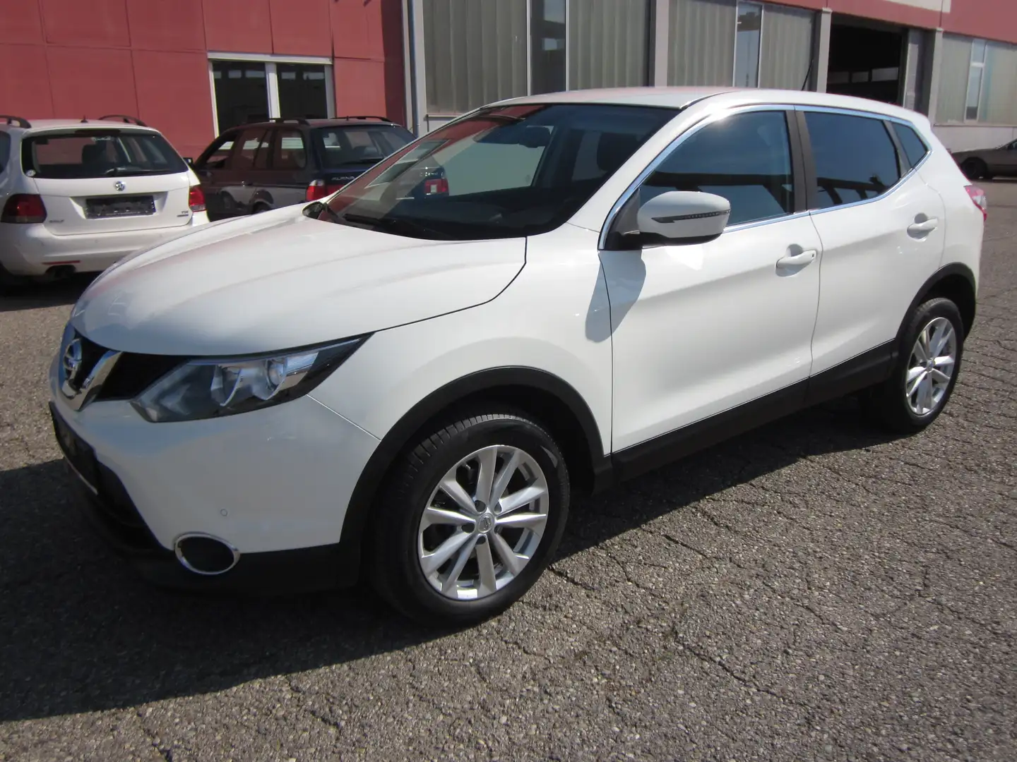 Nissan Qashqai 1,6 dCi Premier ALL-MODE 4x4i Weiß - 1