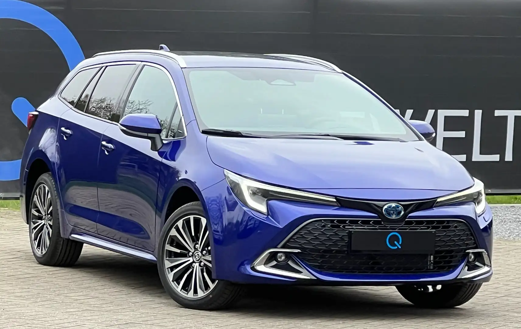 Toyota Corolla TS 1.8 HYBRID STYLE CARPLAY CAMERA ELEK.KOFFER DAB Bleu - 1