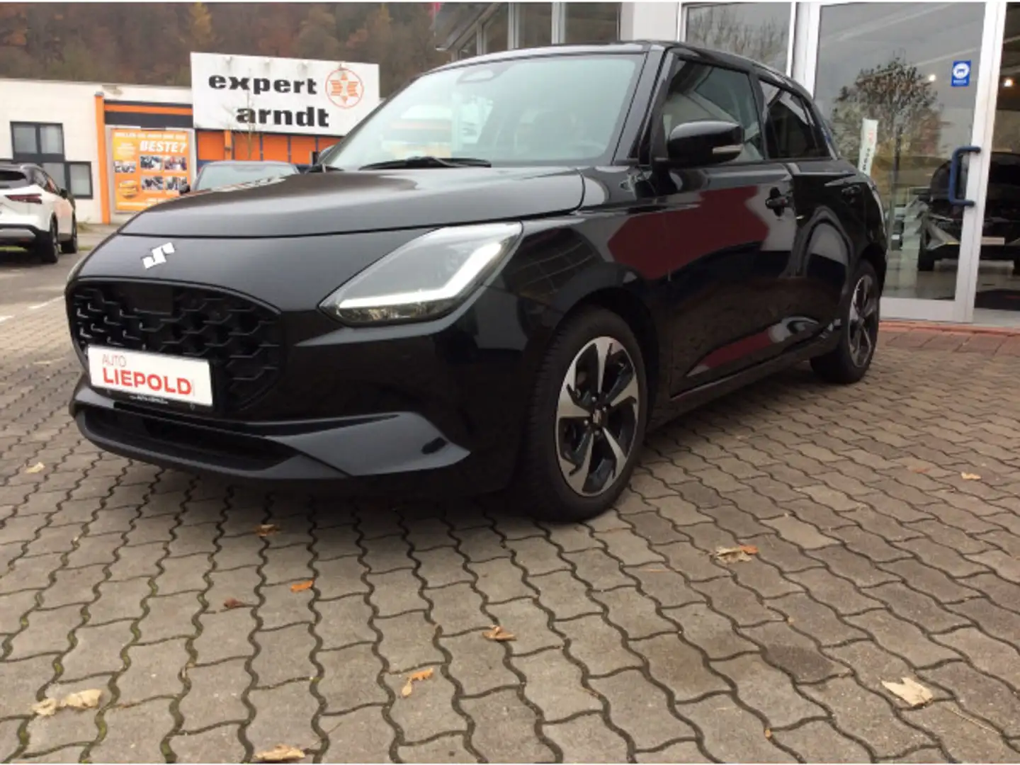 Suzuki Swift 1.2 Dualjet Mild-Hybrid Comfort+ Noir - 2
