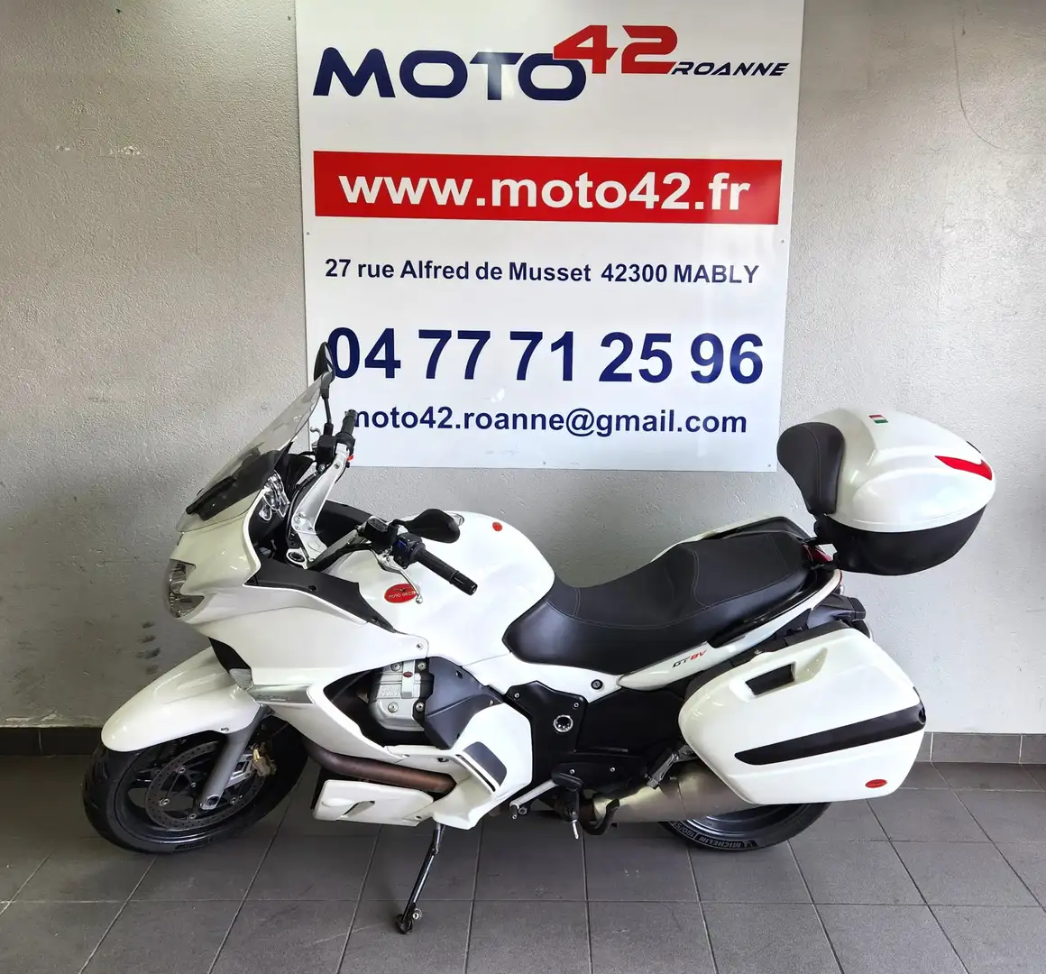 Moto Guzzi Norge 1200 Blanco - 1