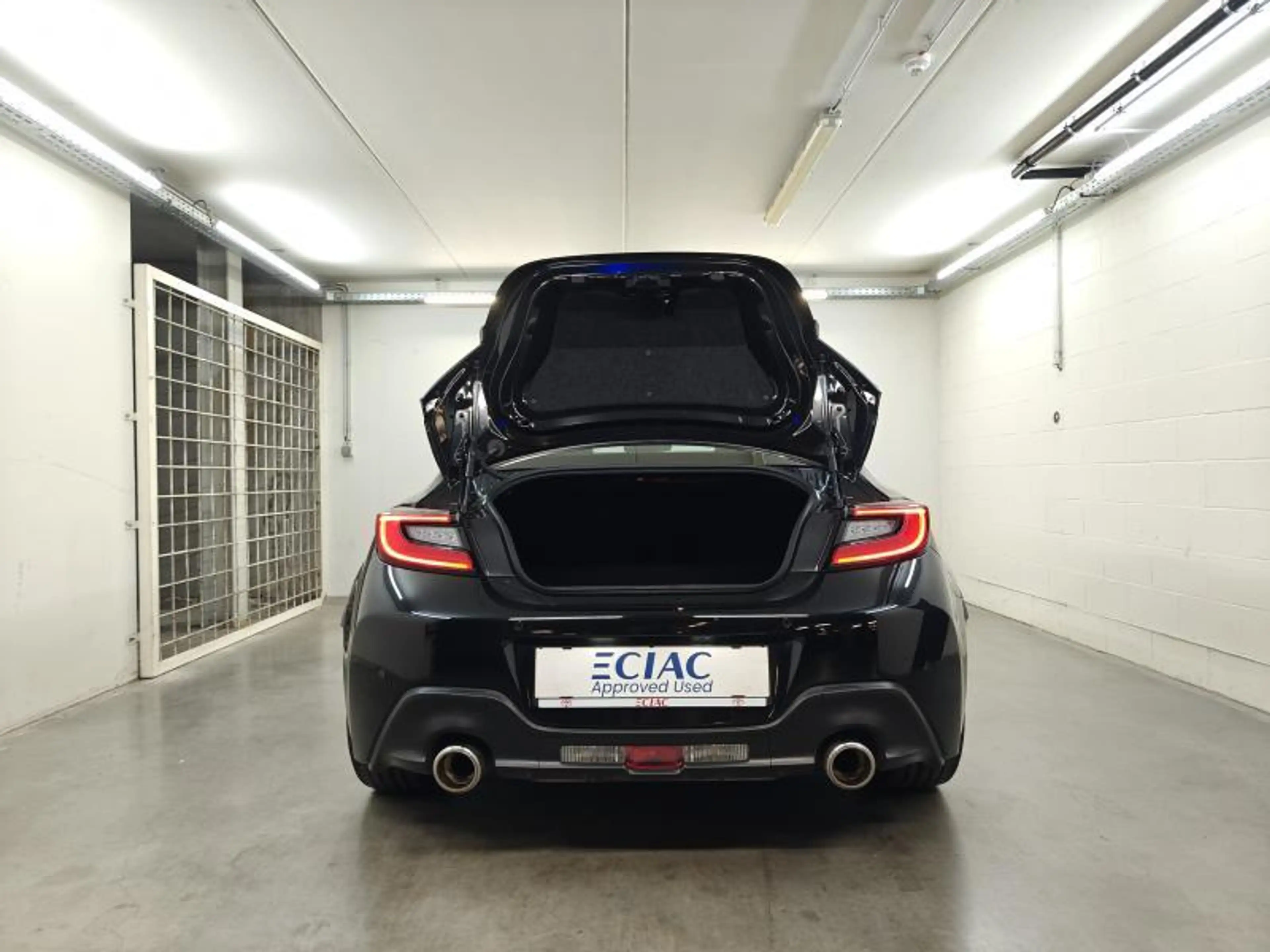 Toyota GR86 Sport - Garantie — photo 11