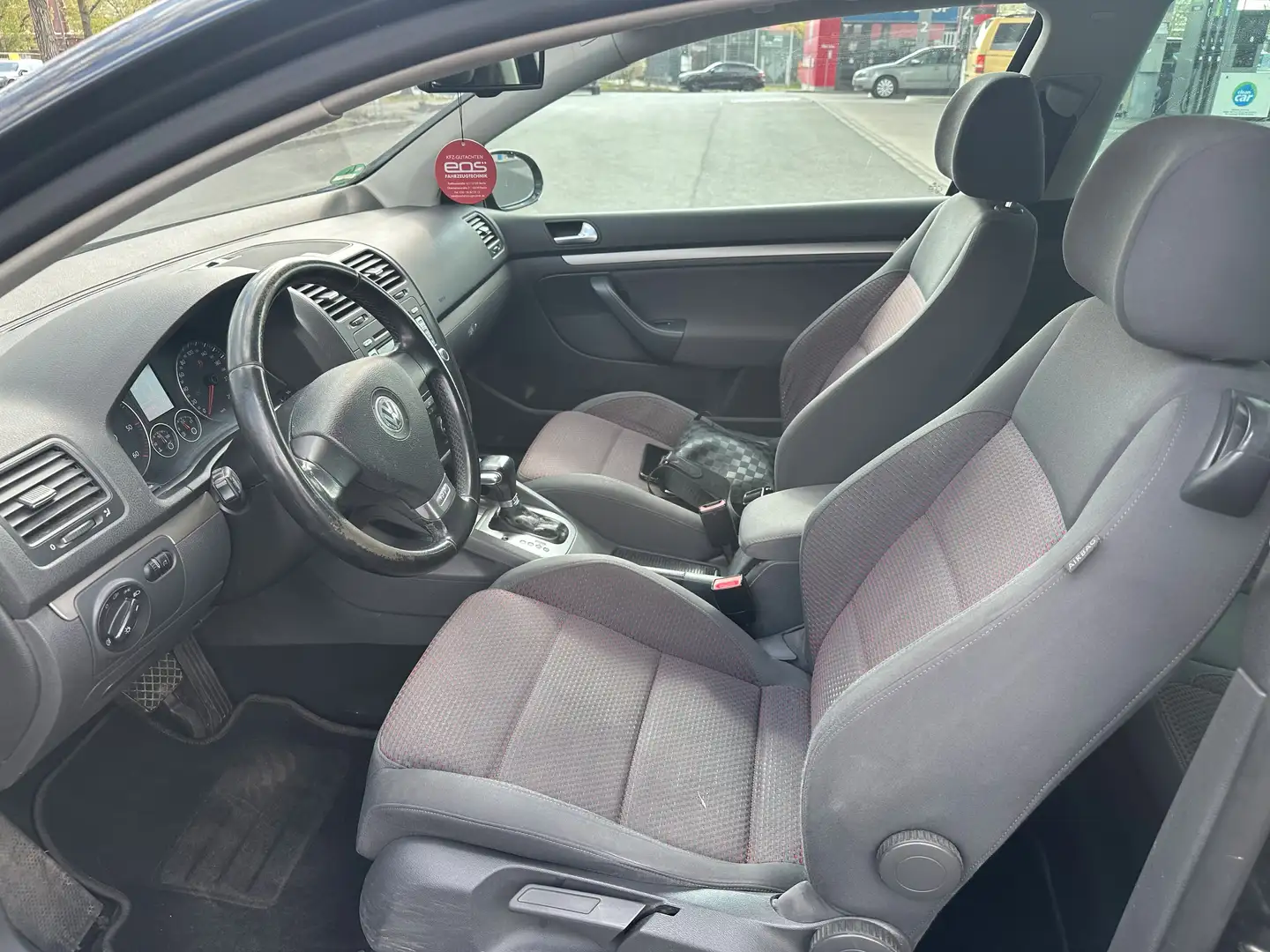 Volkswagen Golf GT Schwarz - 2