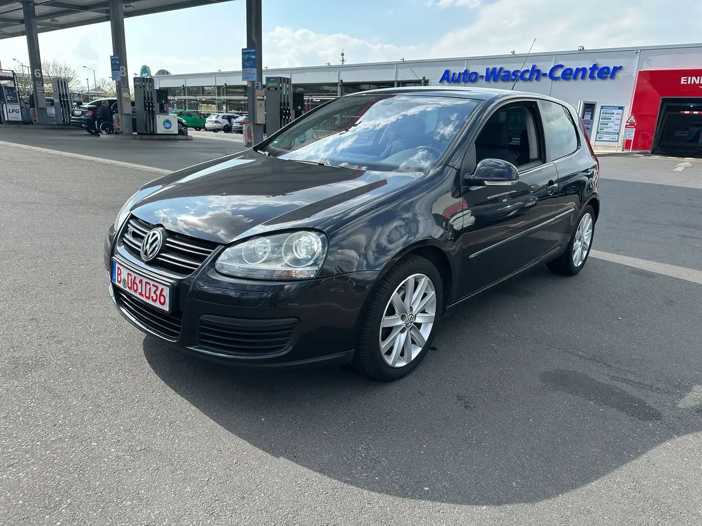 Volkswagen Golf GT Schwarz - 1