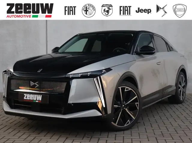 DS Automobiles No 8 Long Range Étoile 97 kWh | Pano | Black Nappa