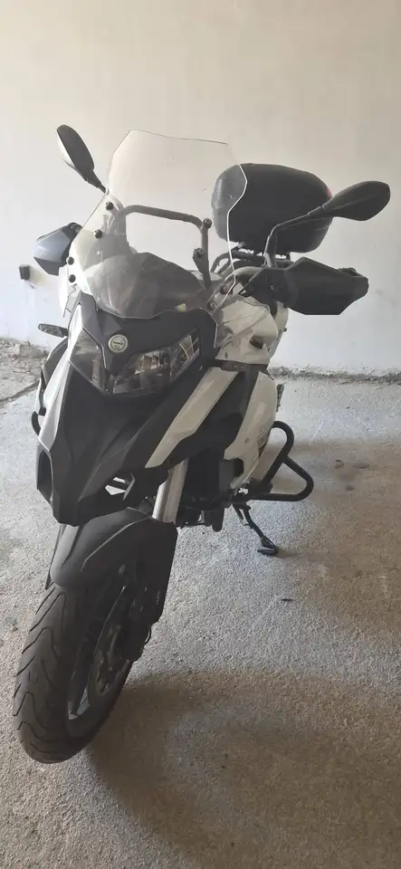 Benelli TRK 502
