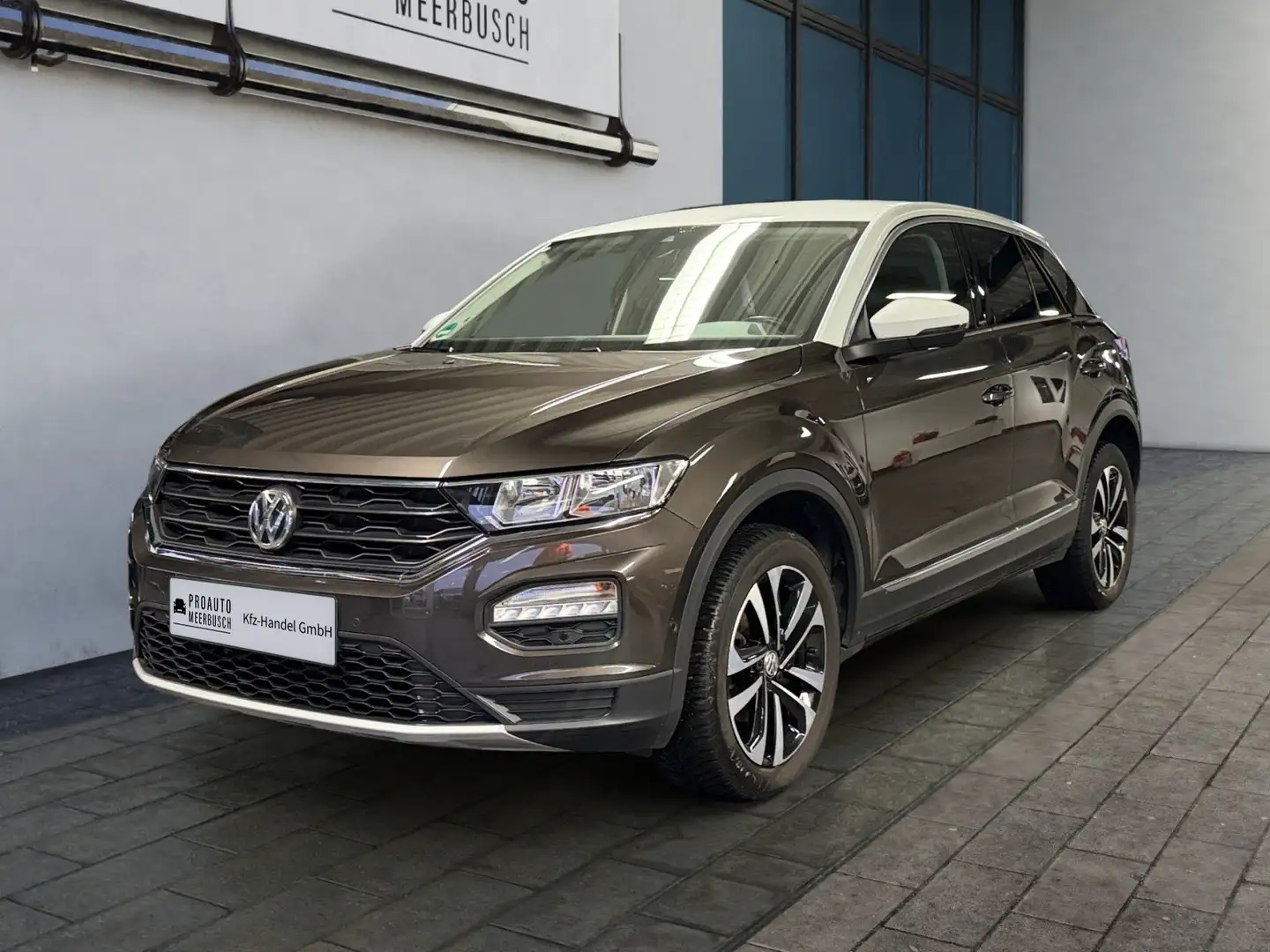 Volkswagen T-Roc IQ.DRIVE APPLECARPLAY/KLIMAUTOMATIK/EL. HECKKLAPPE Schwarz - 1