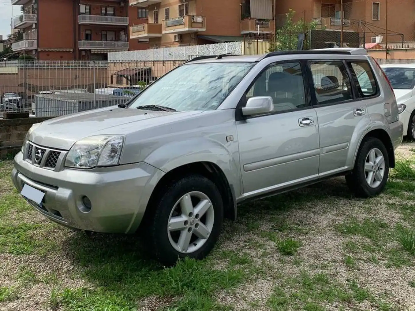Nissan X-Trail NISSAN X-TRAIL 2.2 dCi 4WD Grigio - 1