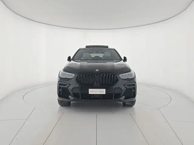 BMW X6 view 7