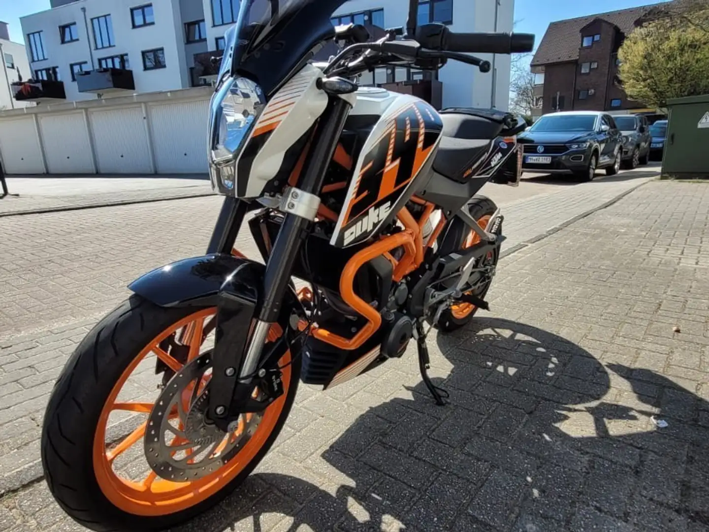 KTM 390 Duke Heizbar Griffe, Sturzbügel, Gelsitzbank, Windshot Portocaliu - 2
