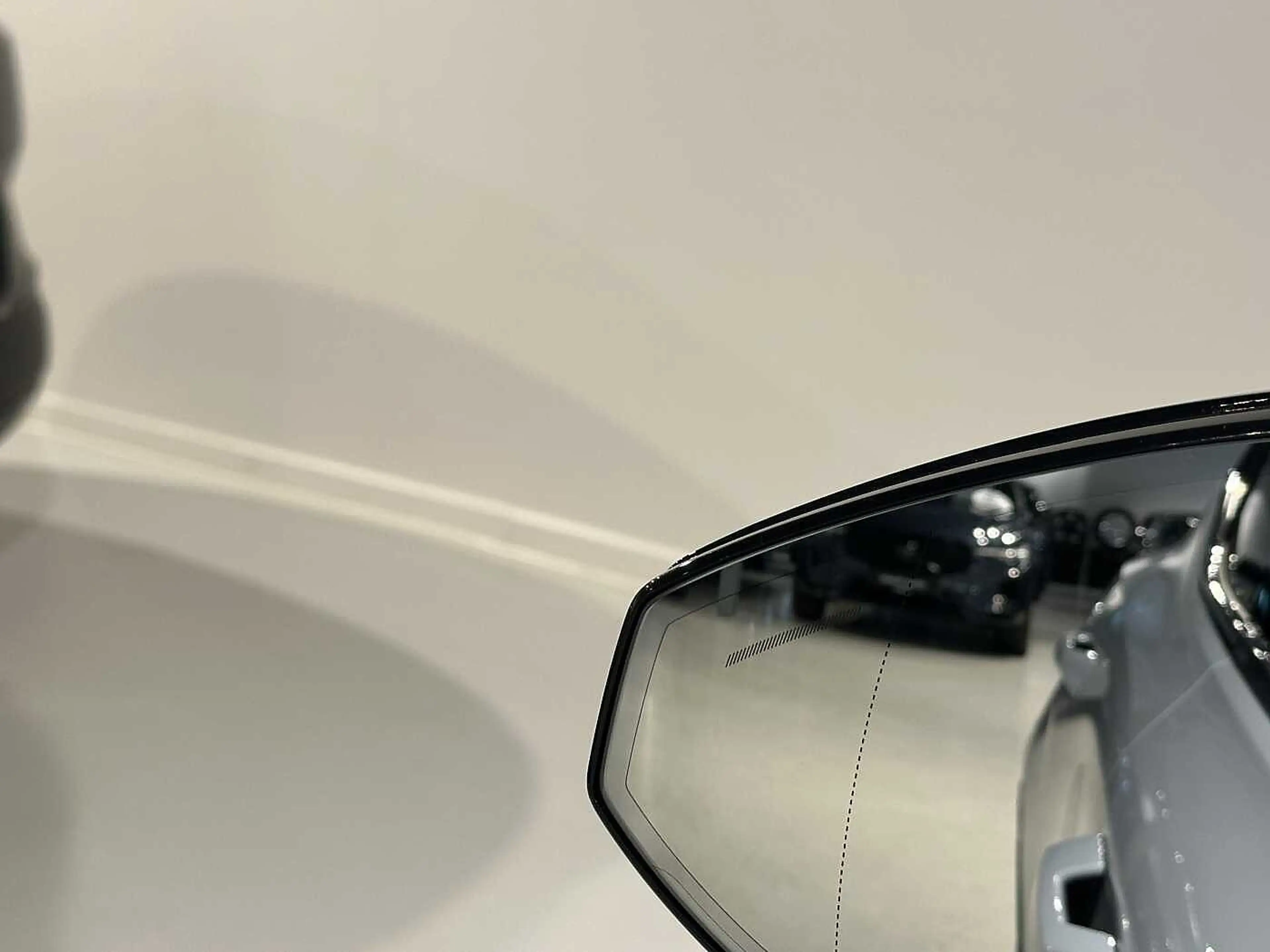 Volvo EX30 Ultra Twin Motor Perform + Pano dak — photo 9