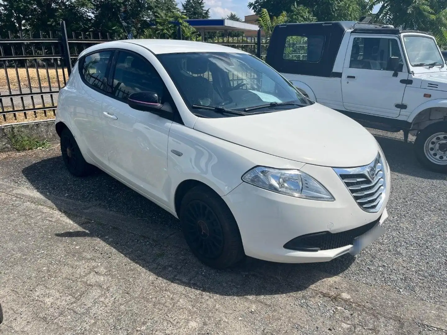 Lancia Ypsilon 1.3 MJT 16V 95 CV 5 porte S&S Elefantino Bianco - 1