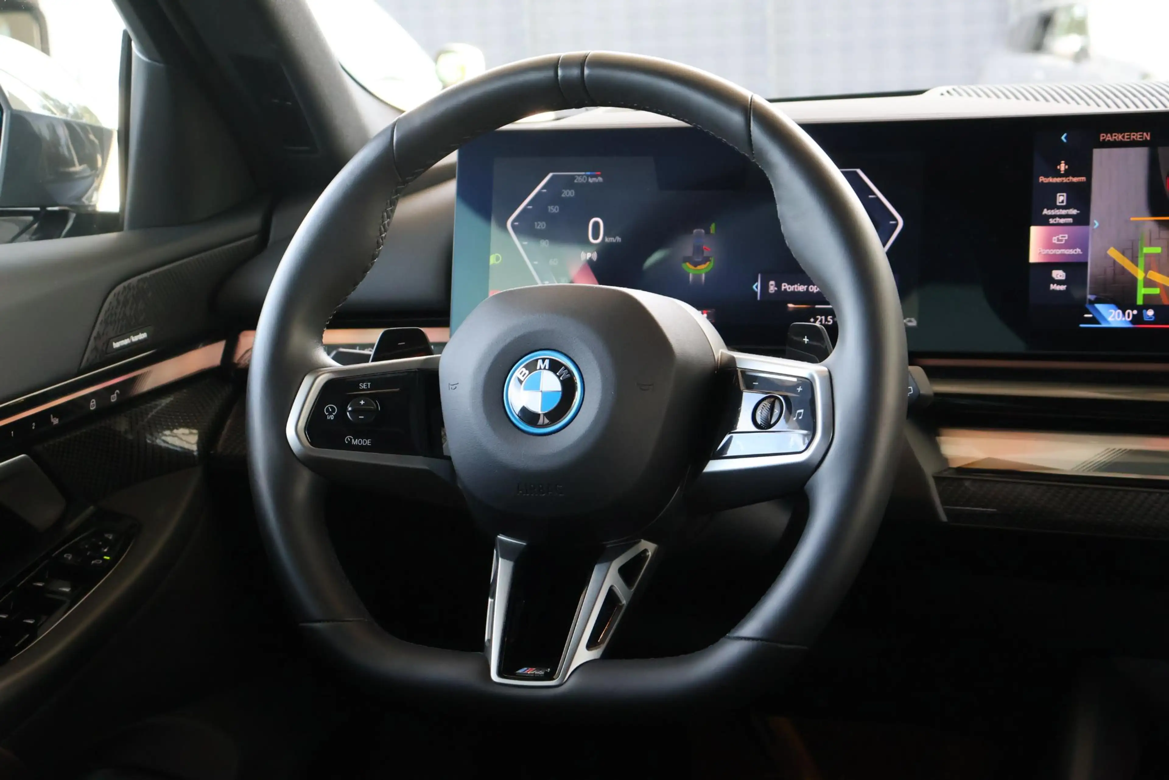 BMW 530 5-serie Touring 530e | M Sport Pro | Harman Kardon — photo 13