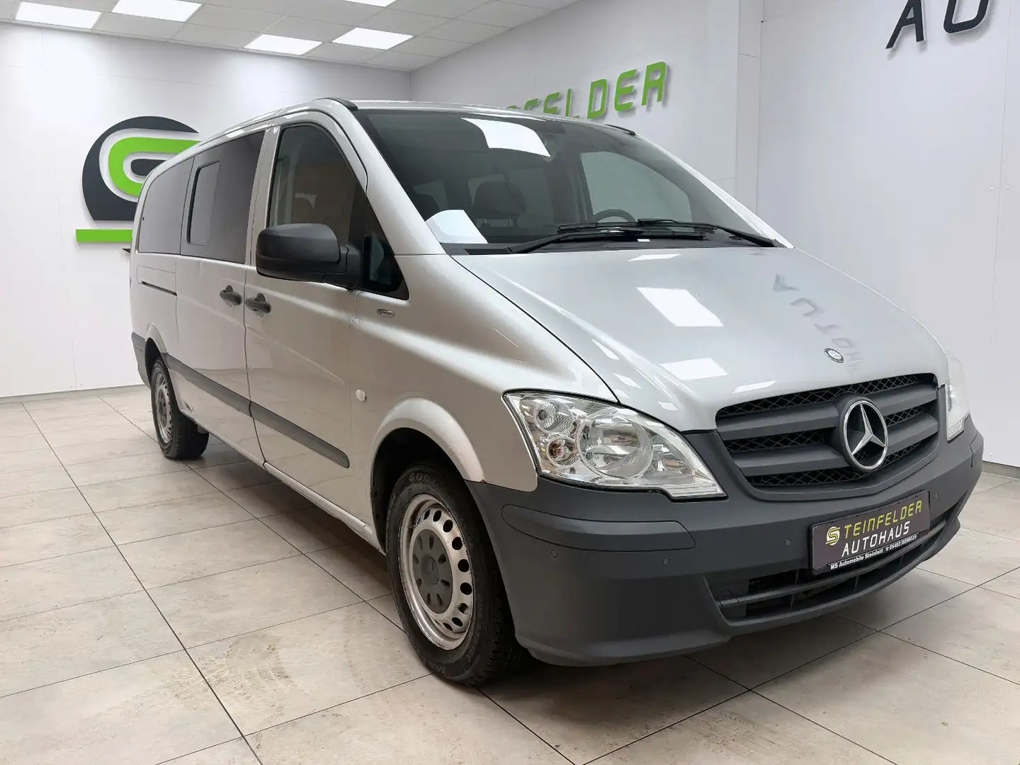 Mercedes-Benz Vito 116 CDI extralang / 7SITZER / PDC / KLIMA Silver - 1