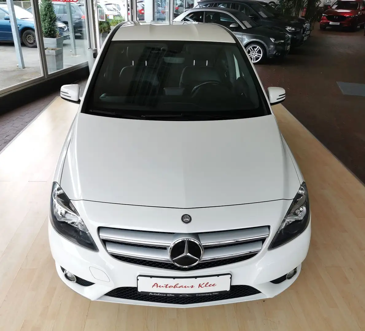 Mercedes-Benz B 180 CDI BlueEffiency *Klima*Sitzheizung*LM*AHK Weiß - 2