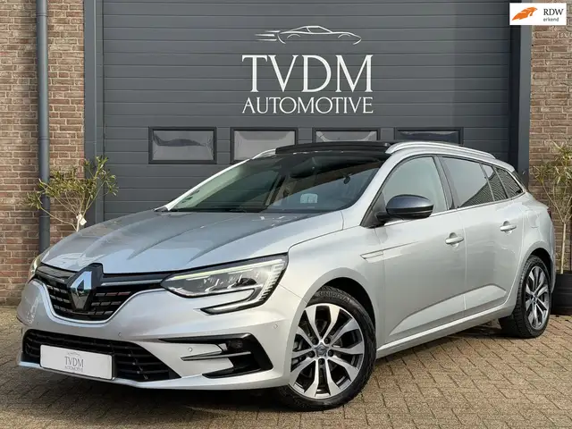 Renault Megane E-Tech Estate 1.6 Plug-In Hybrid 160 Business Edition One