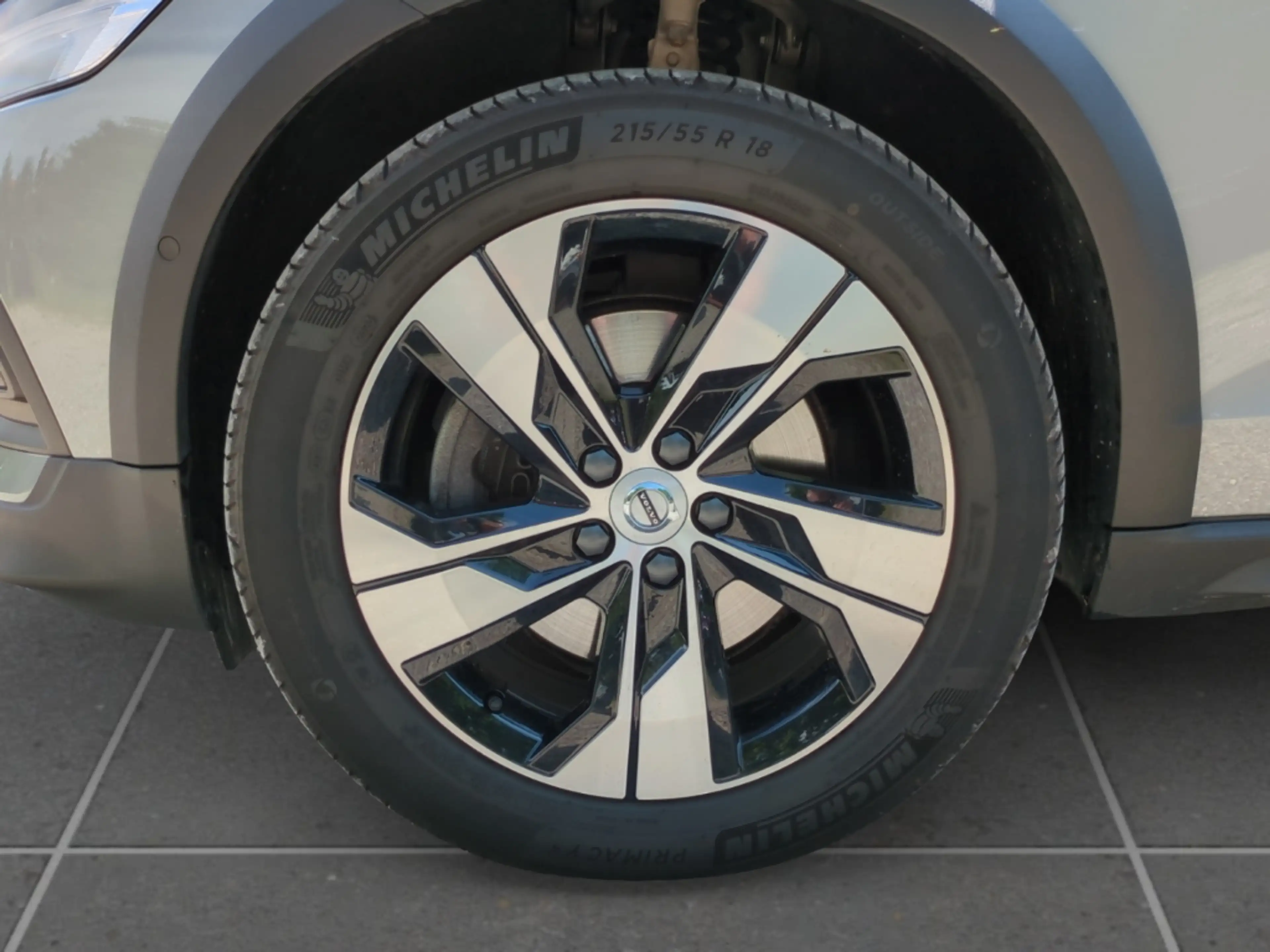 Volvo V60 Cross Country Cross Country Plus AWD Leder Navi LED Memory Sitze — photo 9