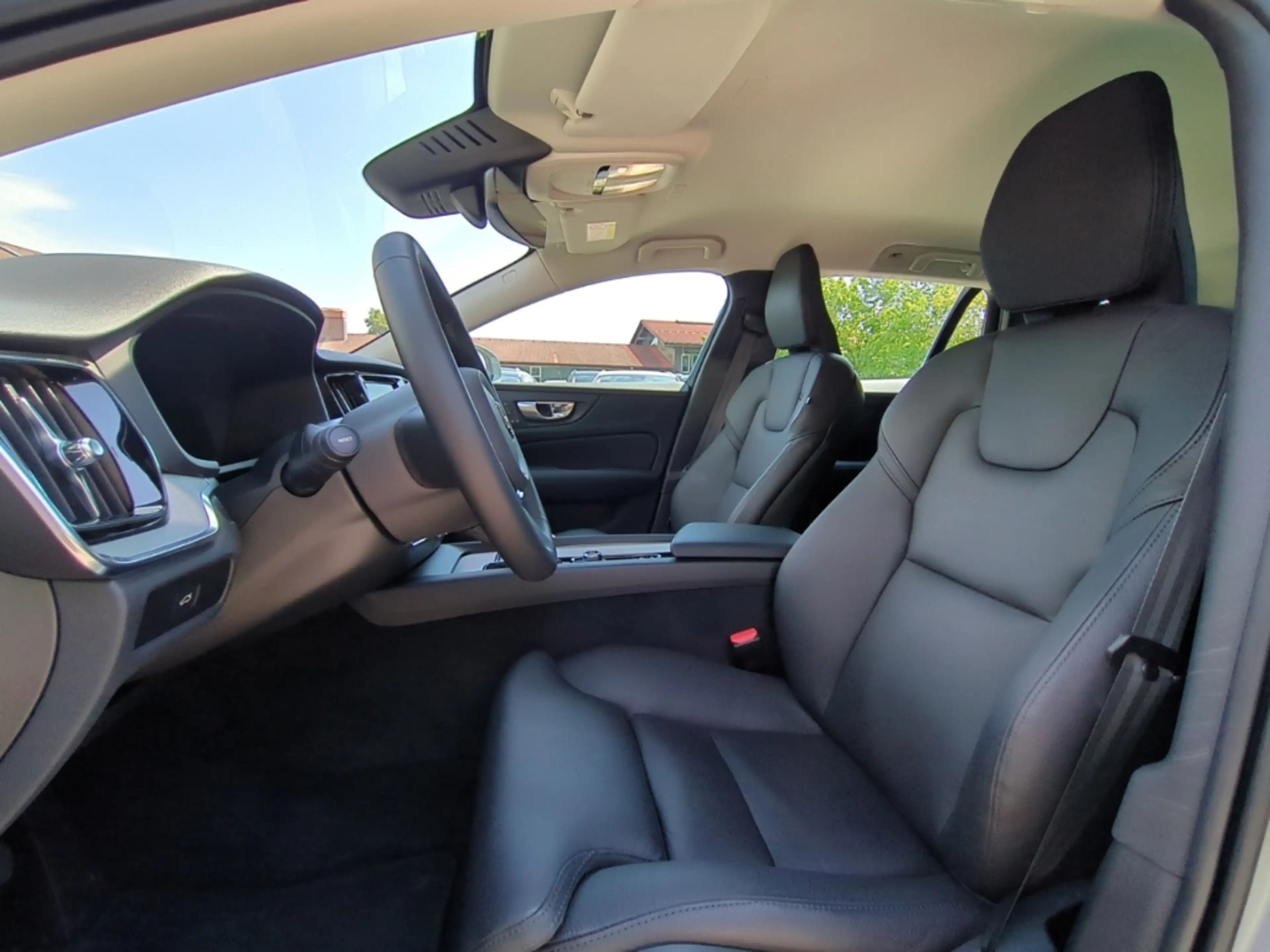 Volvo V60 Cross Country Cross Country Plus AWD Leder Navi LED Memory Sitze — photo 10