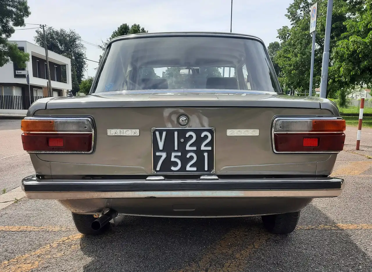 Lancia Flavia berlina 2000, foto 4