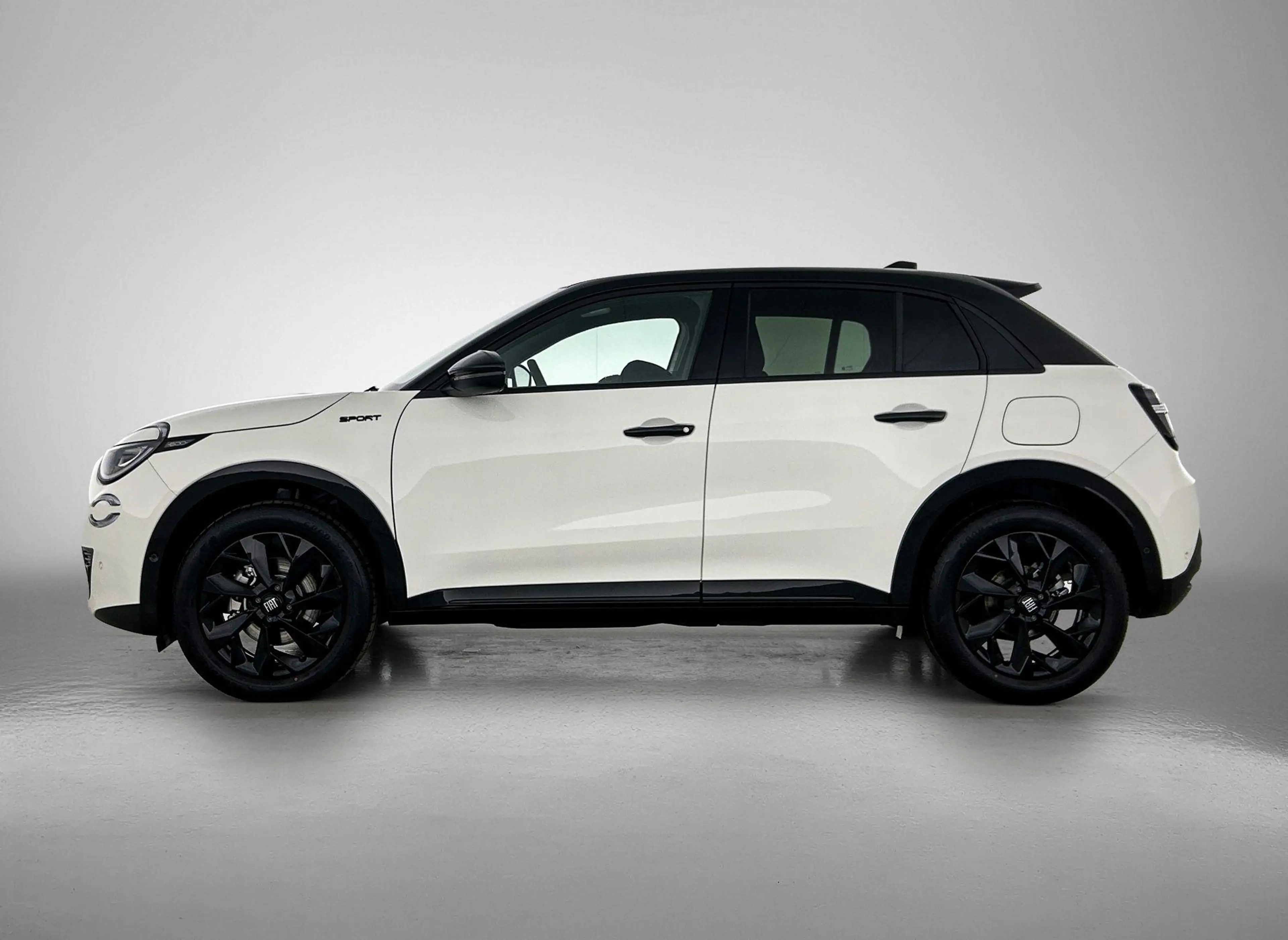 Fiat 600 1.2 145pk Hybrid Sport Automaat | Elektrisch Verst — photo 4