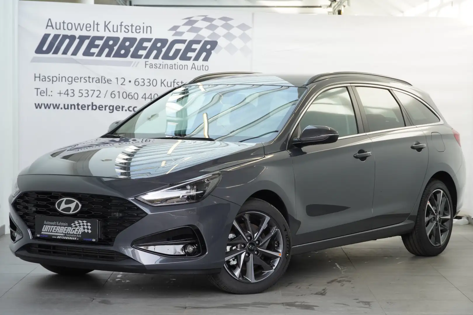Hyundai i30 Kombi 1.0 T-GDI Grau - 2