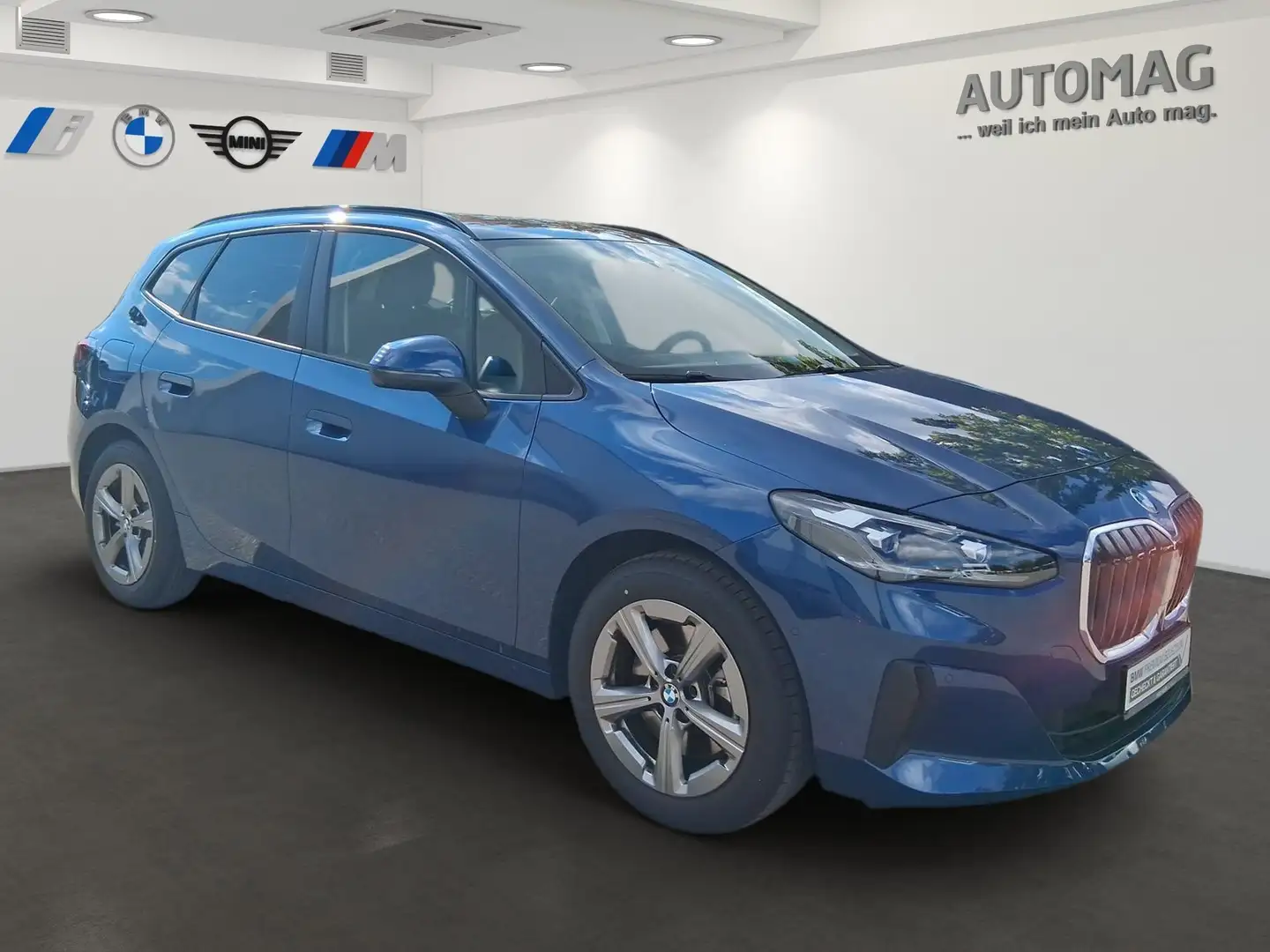 BMW 223 i Active Tourer*SitzMemory*ParkAssPlus*HeadUp*Komf Blauw - 2