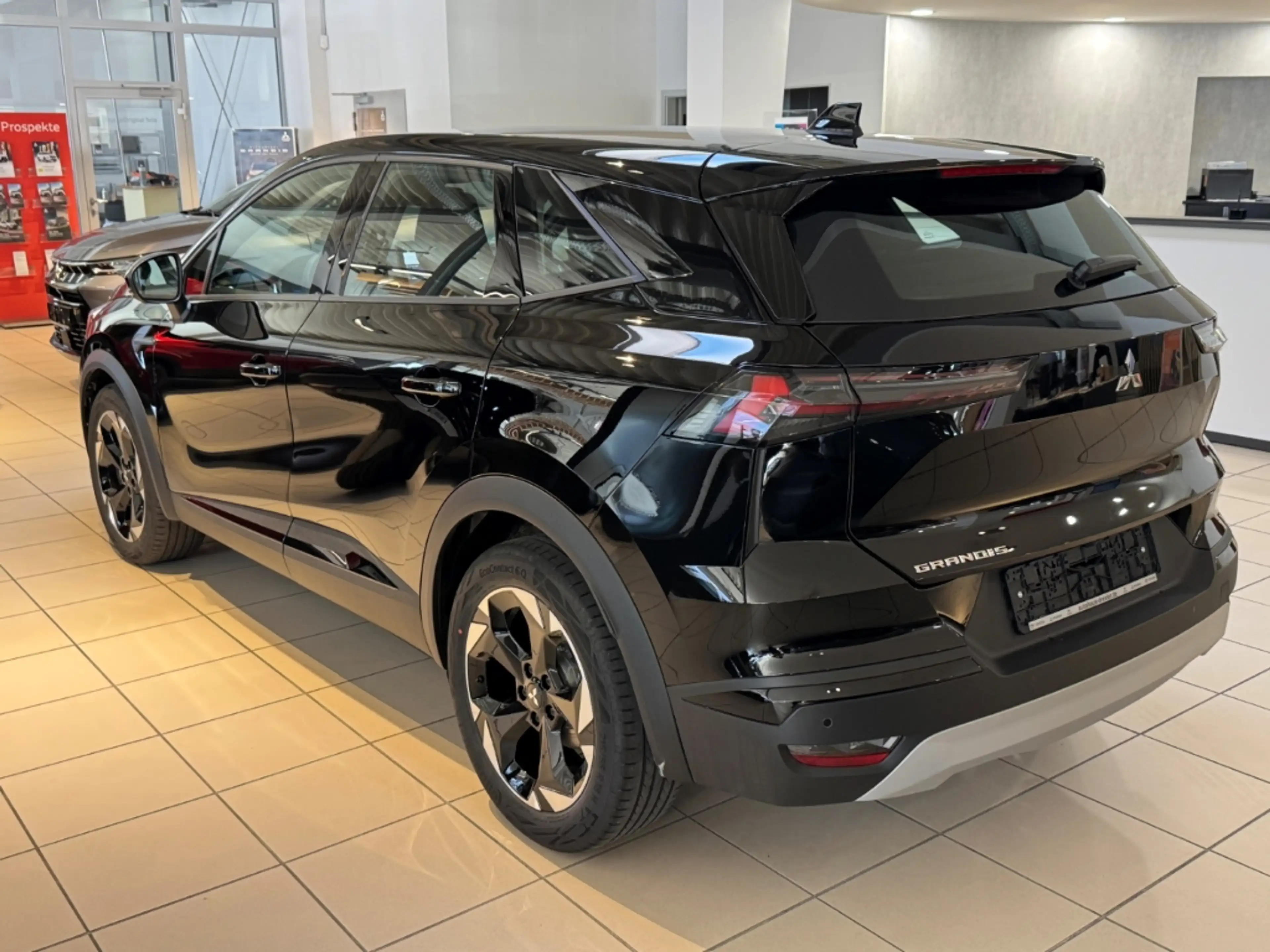 Mitsubishi Grandis 1.3 MHEV Diamant PLUS / CarPlay & Android Auto / T — photo 3